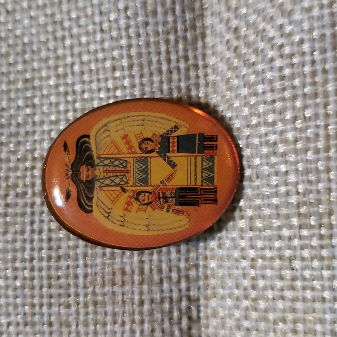 Vintage Native American Culture Brooch Pin